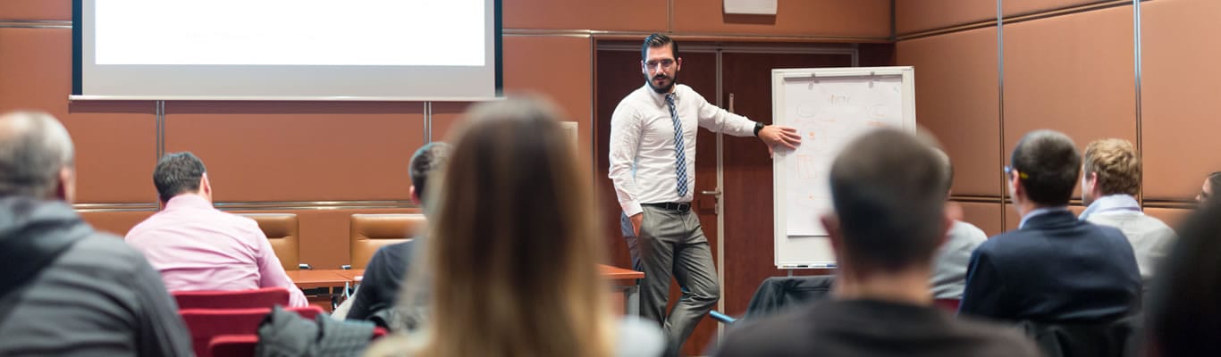 عملاء جلوماكس