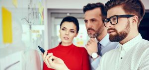 تنمية مهارات إعداد وكتابة التقارير الإدارية والفنية